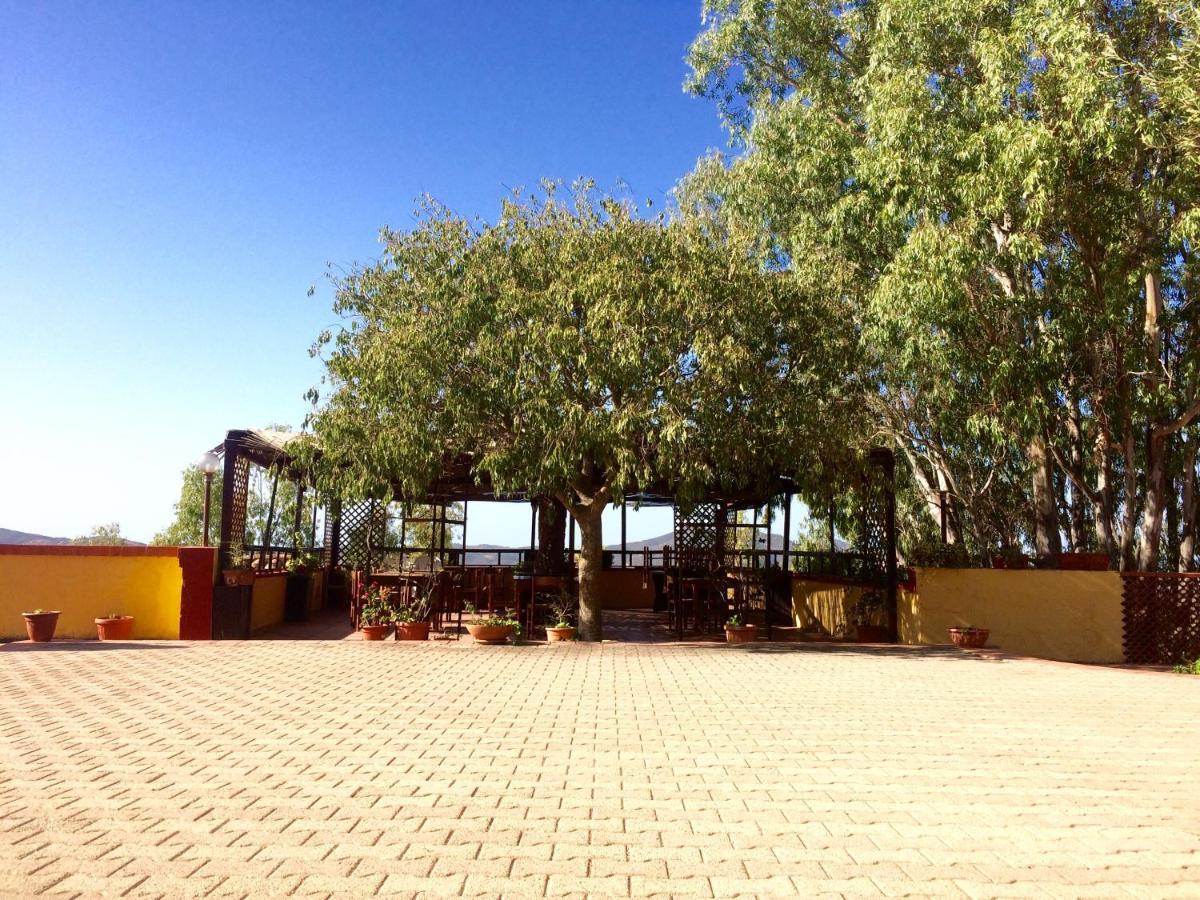 Bed and Breakfast Agriturismo E Antica Fattoria Matteu Теулада Экстерьер фото